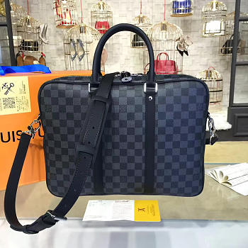 Louis Vuitton VOYAGE 3181