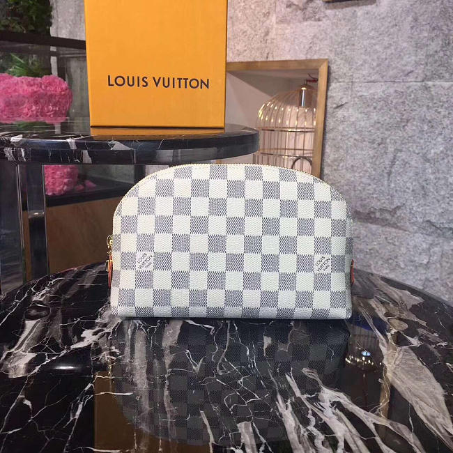 Louis Vuitton pouch 3243 - 1