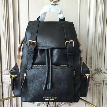 Burberry backpack 5820