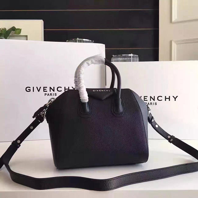 Givenchy Mini Antigona handbag 2055 - 1