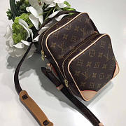 Louis Vuitton cross body bag - 5