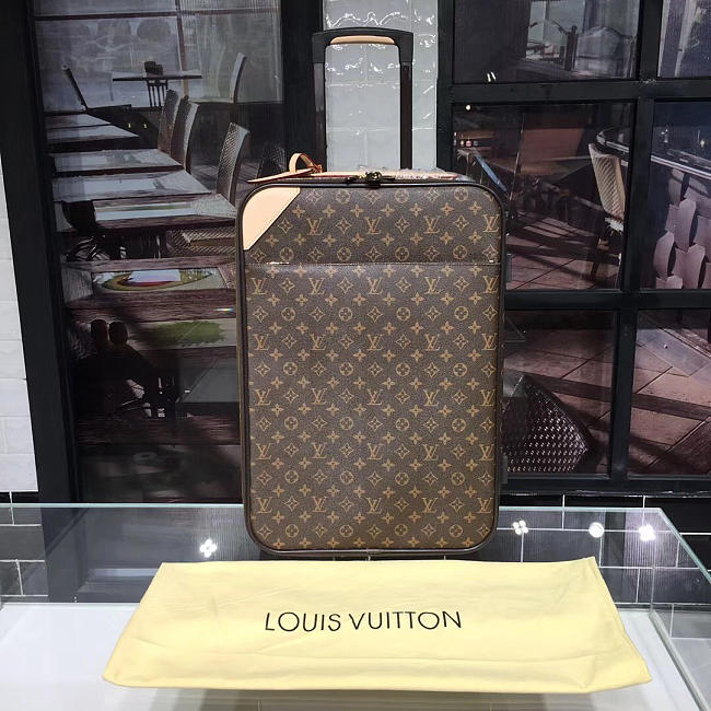 Louis Vuitton Travel box 3796 - 1