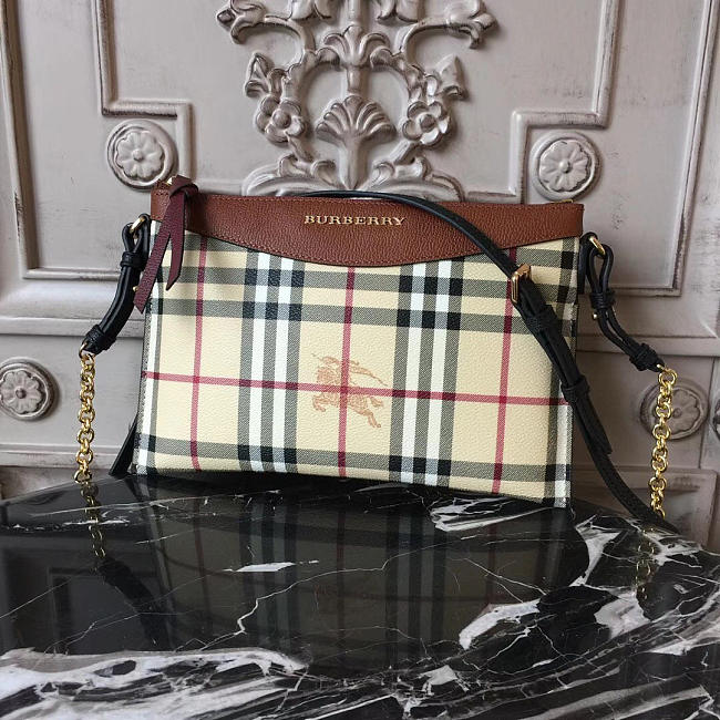 Burberry corssbody bag 5837 - 1