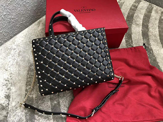 VALENTINO Candystud quilted leather tote 0061 black - 1