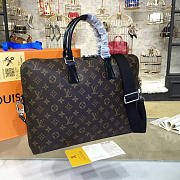 Louis Vuitton VOYAGE 3182 - 1