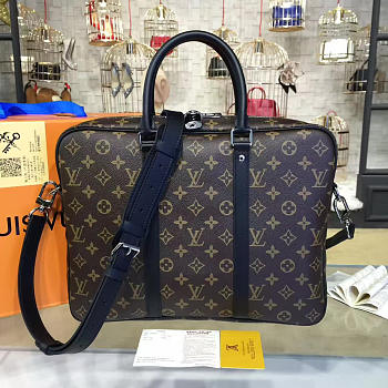 Louis Vuitton VOYAGE 3183