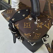 Louis Vuitton CAMERA BOX - 6