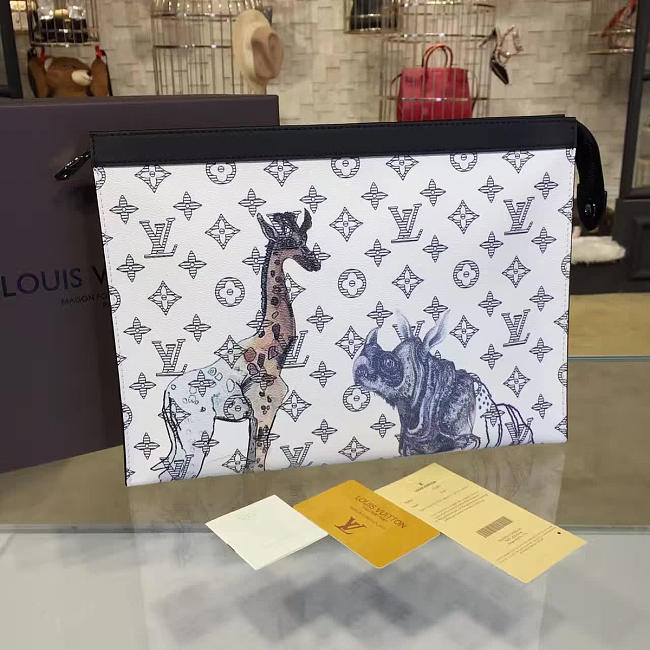 Louis Vuitton POCHETTE VOYAGE 3245 - 1