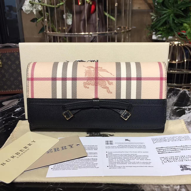 Burberry Wallet 5802 - 1