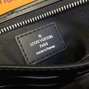 Louis Vuitton POCHETTE VOYAGE - 3