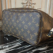 Louis Vuitton Neverfull Bag - 6