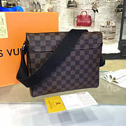 Louis Vuitton DISTRICT 3429 - 4