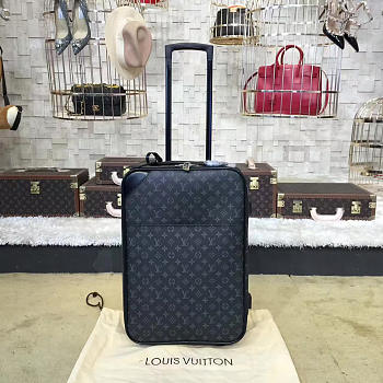 Louis Vuitton Travel box