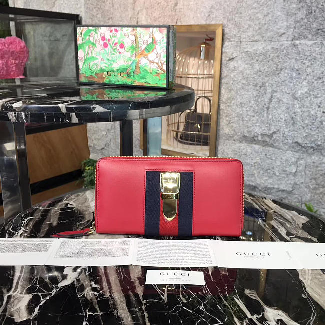 Gucci Wallet 2518 - 1