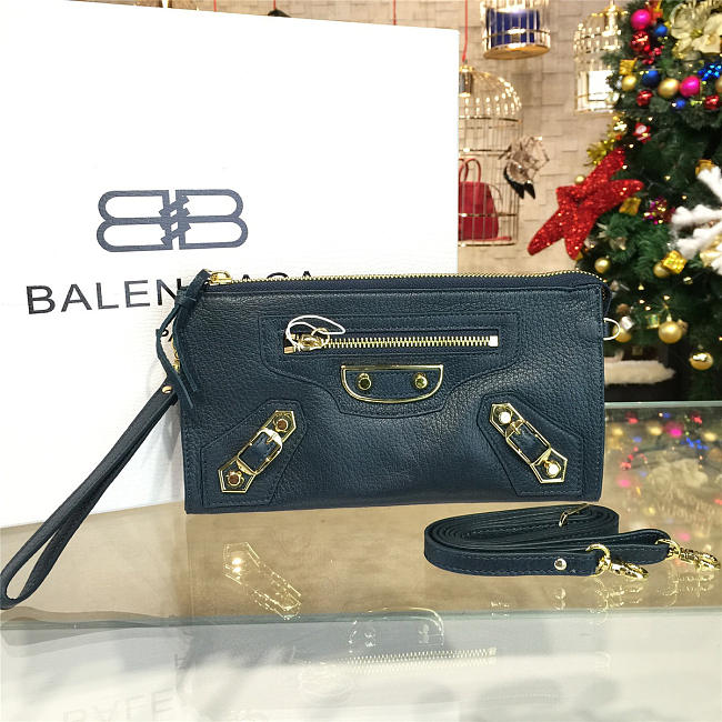 Balenciaga cluth bag - 1