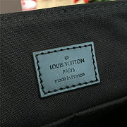 LOUIS VUITTON DISTRICT PM - 3