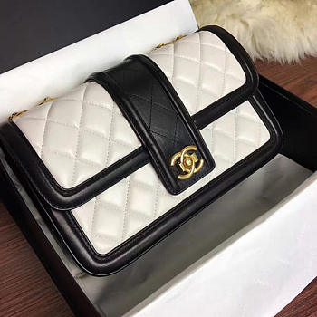 Chanel Quilted Lambskin Flap Bag White and Black A91365 VS06932