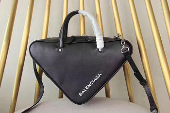 Balenciaga Triangle shoulder bag 5429