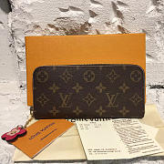 Louis Vuitton Wallet - 1