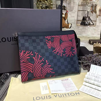 Louis Vuitton VOYAGE MM