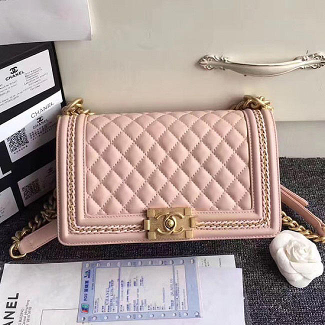 Chanel Lambskin Medium Boy Bag A67086 Pink 2017 VS02922 - 1