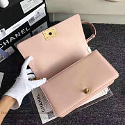 Chanel Lambskin Medium Boy Bag A67086 Pink 2017 VS02922 - 5