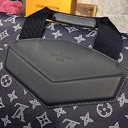 Louis Vuitton Pochette Voyage 3749 - 4