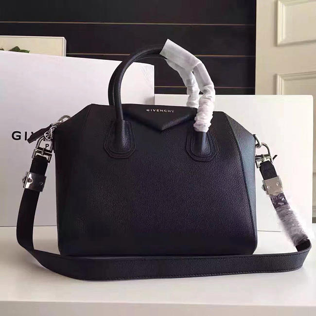 Givenchy Small Antigona handbag 2028 - 1