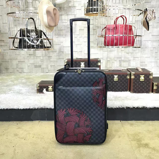 Louis Vuitton Travel box 3059 - 1