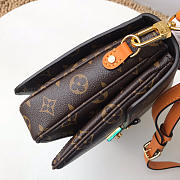 LV POCHETTE  METIS  Monogram M43984 - 4