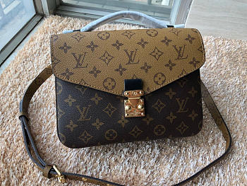 LV Pochette Metis m41465