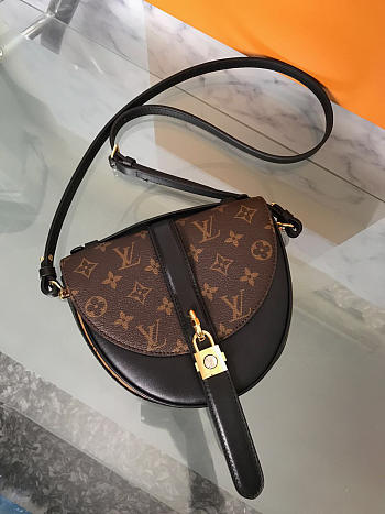 Louis Vuitton CHANTILLY LOCK tote handbag M43645