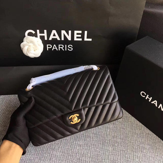 Chanel Calfskin Chevron Quilted 2.55 flap black bag 1112 - 1