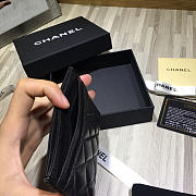 Chanel card holder - 2