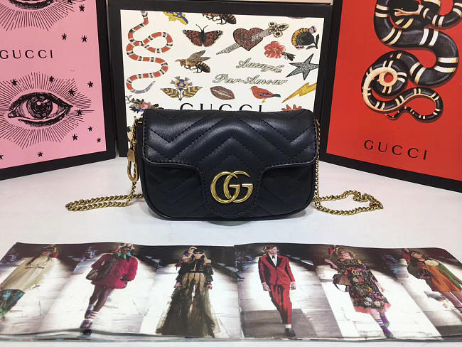 GG Marmont matelassé leather super mini bag - 1