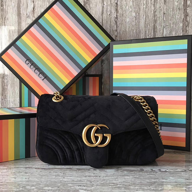 Gucci GG Marmont Chevron velvet shoulder bag - 1