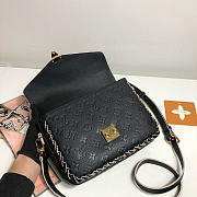 Louis Vuitton POCHETTE METIS M43941 - 4