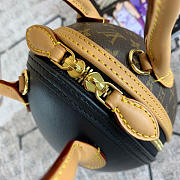 Louis Vuitton Egg bag - 5