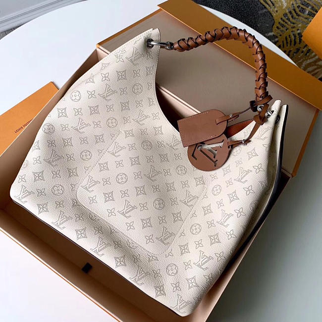 Louis Vuitton Carmel Mahina M53188 - 1