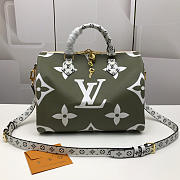 Louis Vuitton SPEEDY BANDOULIÈRE 30 M44572 Creme  - 5