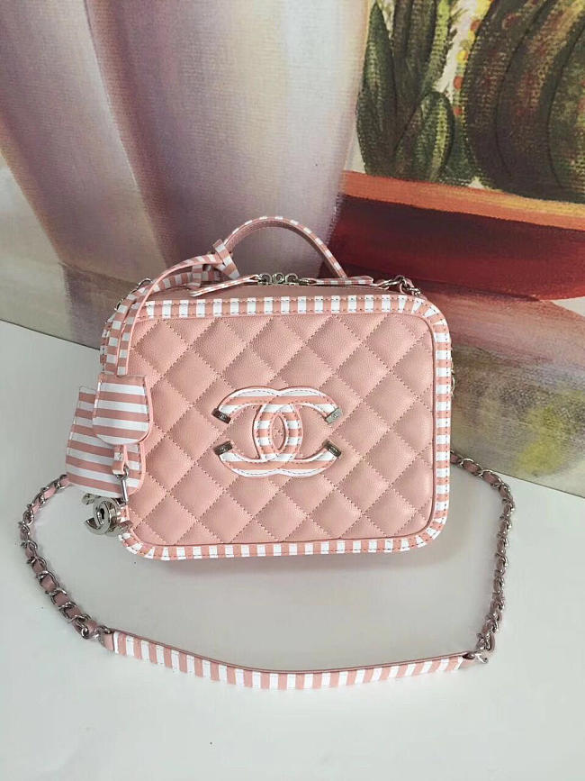 Chanel Vanity Case Pink - 1