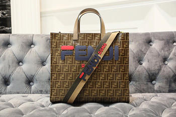 2019Fendi FF shopping bag blue logo