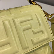 2019 Fendi bag BAGUETTE pale yellow - 3