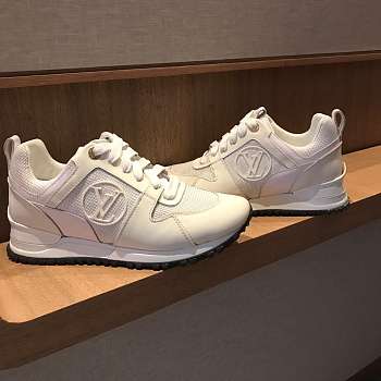 Louis Vuitton Sneakers White