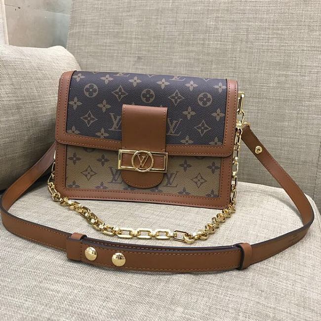 Louis Vuitton Dauphine Handbag m44391 - 1