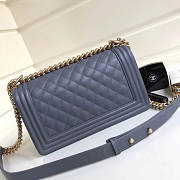 Chanel 25cm Caviar Grey leather Boy bag Gold Hardware - 2