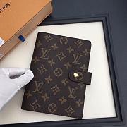 LV MEDIUM RING AGENDA COVER R20105 - 3