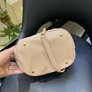 Chanel bucket bag Caviar calfskin Beige - 2