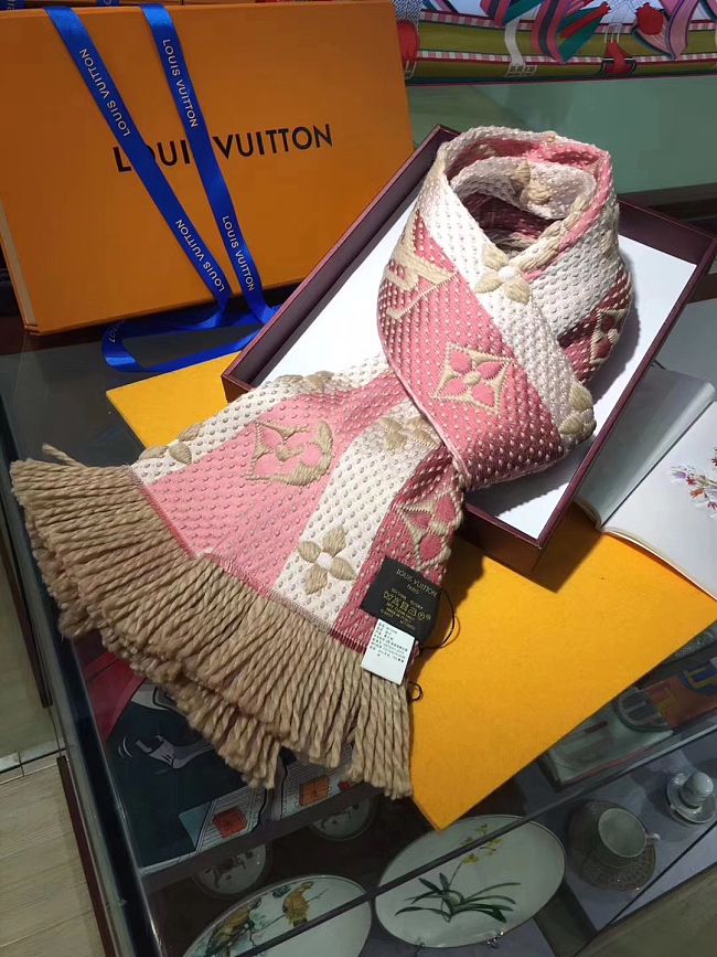 Louis Vuitton Scarf 002 - 1