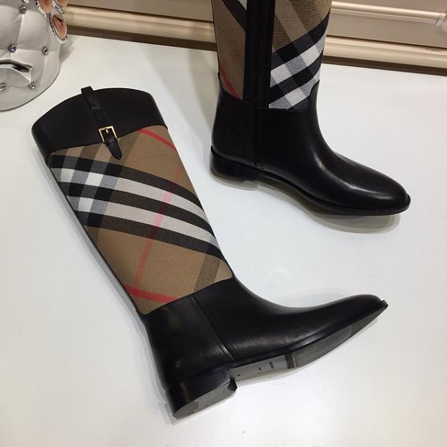 Burberry Boots 003 - 1